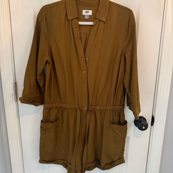 Old Navy Olive Green Collared Slub Weave Romper Size Medium - Picture 1 of 5